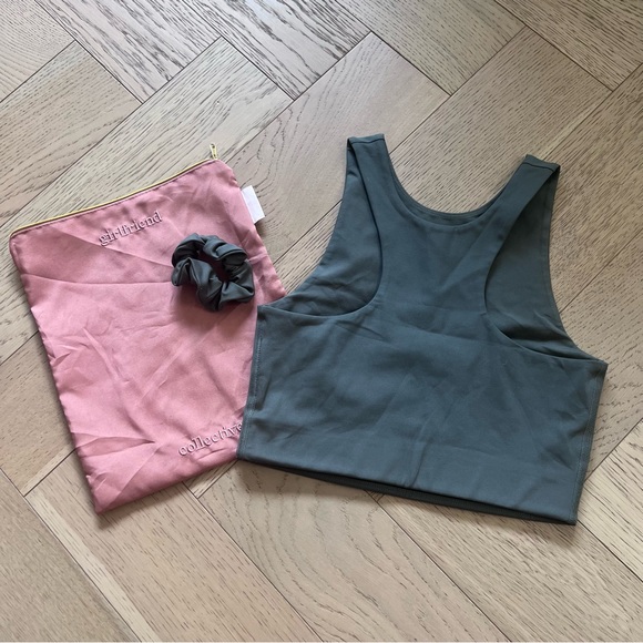 Girlfriend Collective Green Dylan Bra and Scrunchie Bundle - Picture 2 of 3
